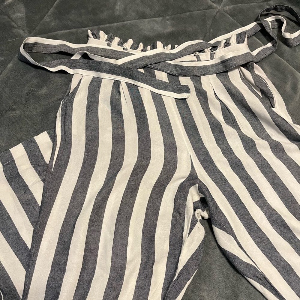 American Eagle striped pants with a belt!